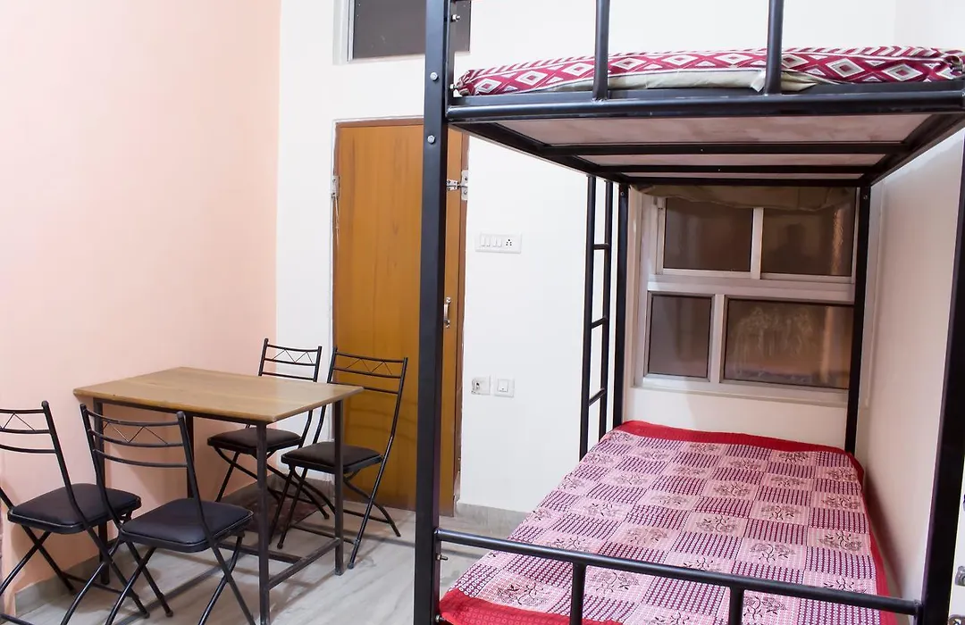 Nanus Hostel-1