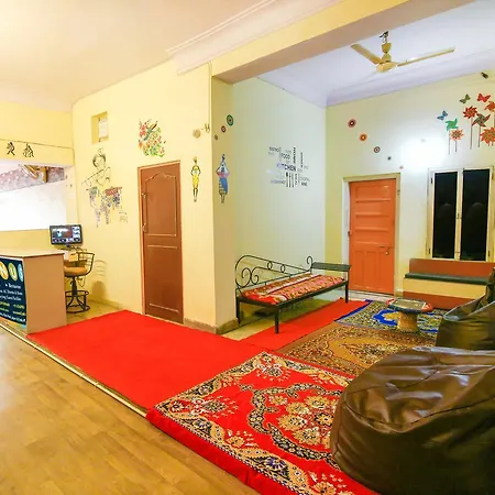 Nanus Hostel-2